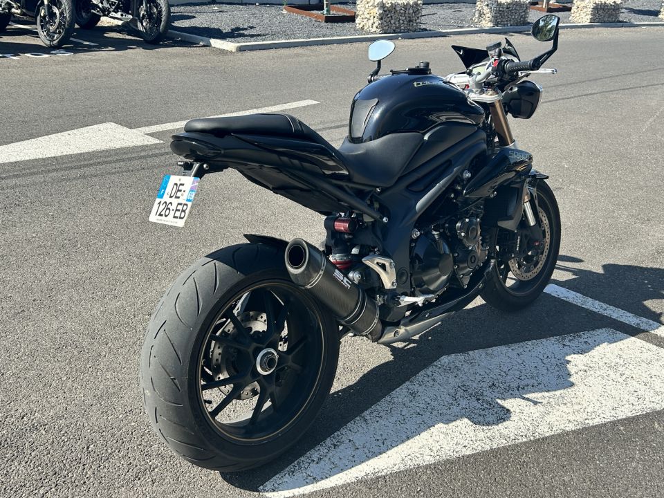 TRIUMPH SPEED TRIPLE 1050 4