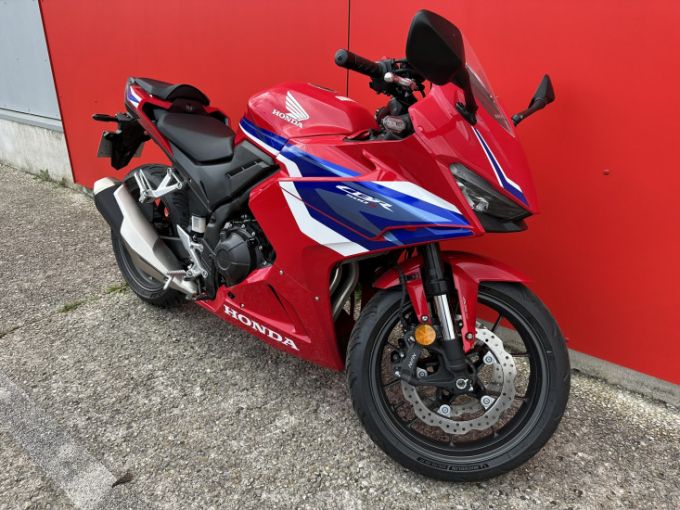 HONDA CBR500R 4
