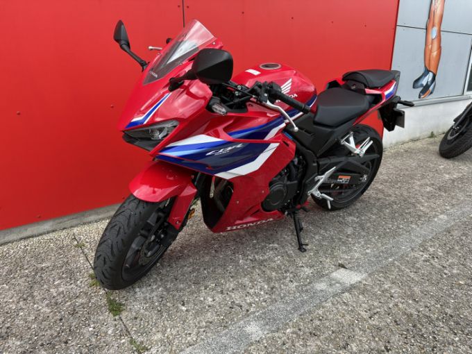HONDA CBR500R 4