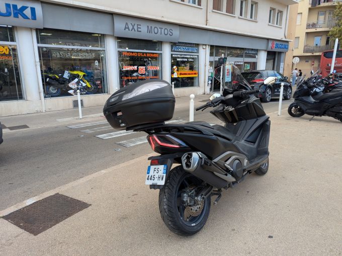 KYMCO AK 550 4