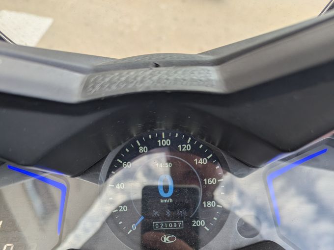 KYMCO AK 550 4