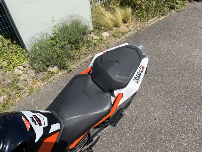 KTM 125 DUKE ABS 4