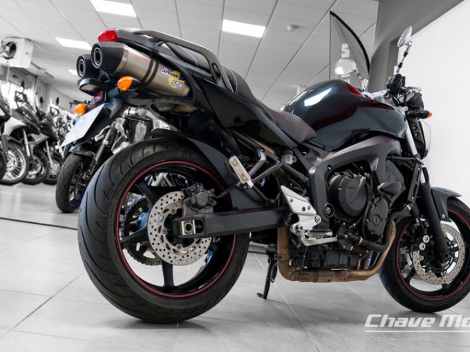 YAMAHA FZ6 FAZER S2 600 4