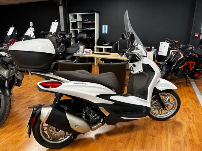 PIAGGIO BEVERLY 350 ABS/ASR 4
