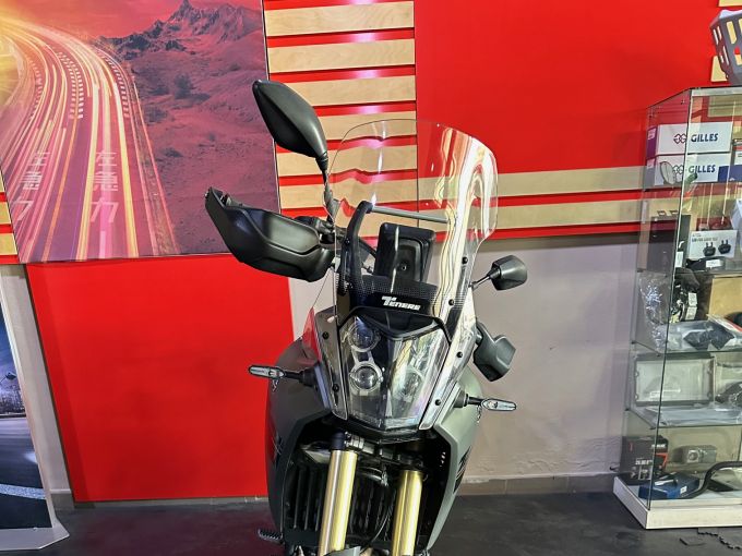 YAMAHA XTZ TENERE 700 4