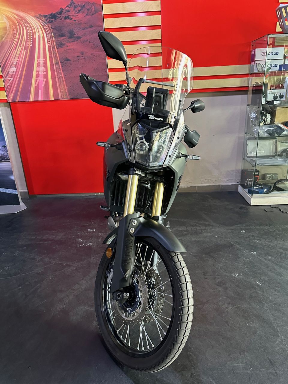 YAMAHA XTZ TENERE 700 4