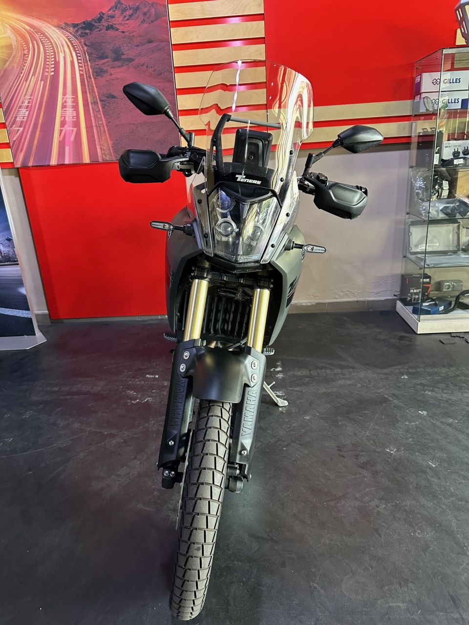 YAMAHA XTZ TENERE 700 4