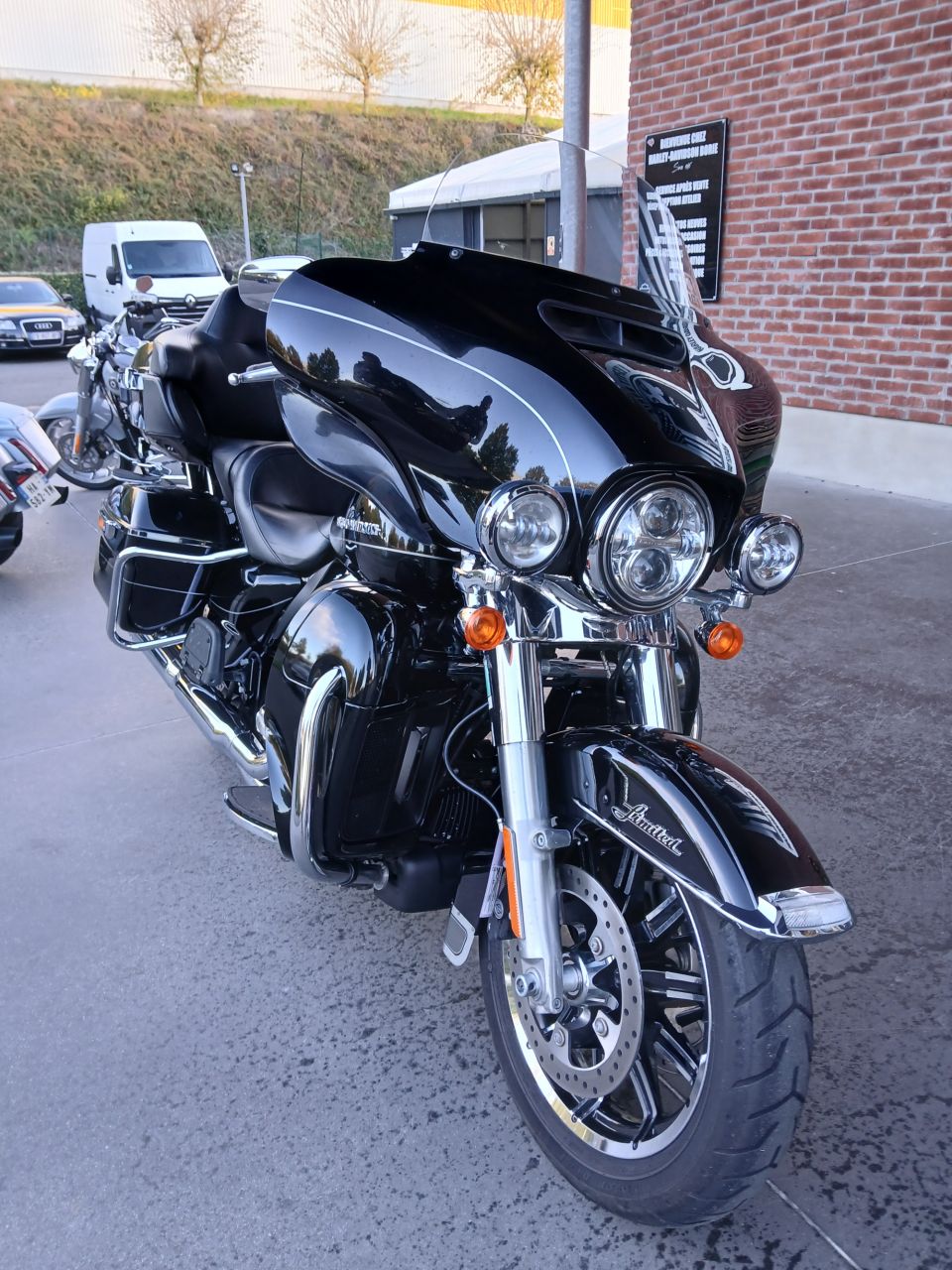 HARLEY-DAVIDSON TOURING ELECTRA GLIDE 1745 ULTRA LIMITED 4