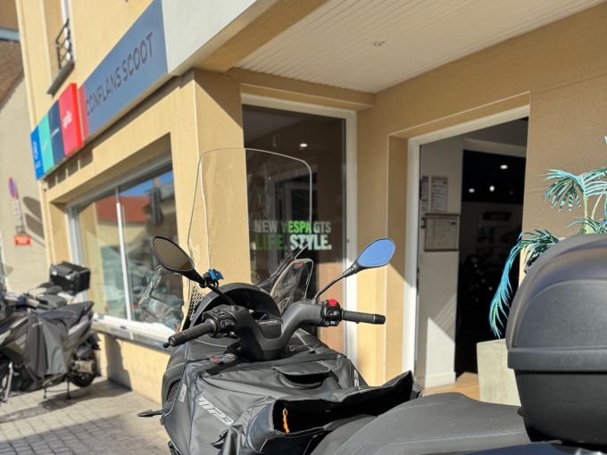 PIAGGIO MP3 310 HPE SPORT 4