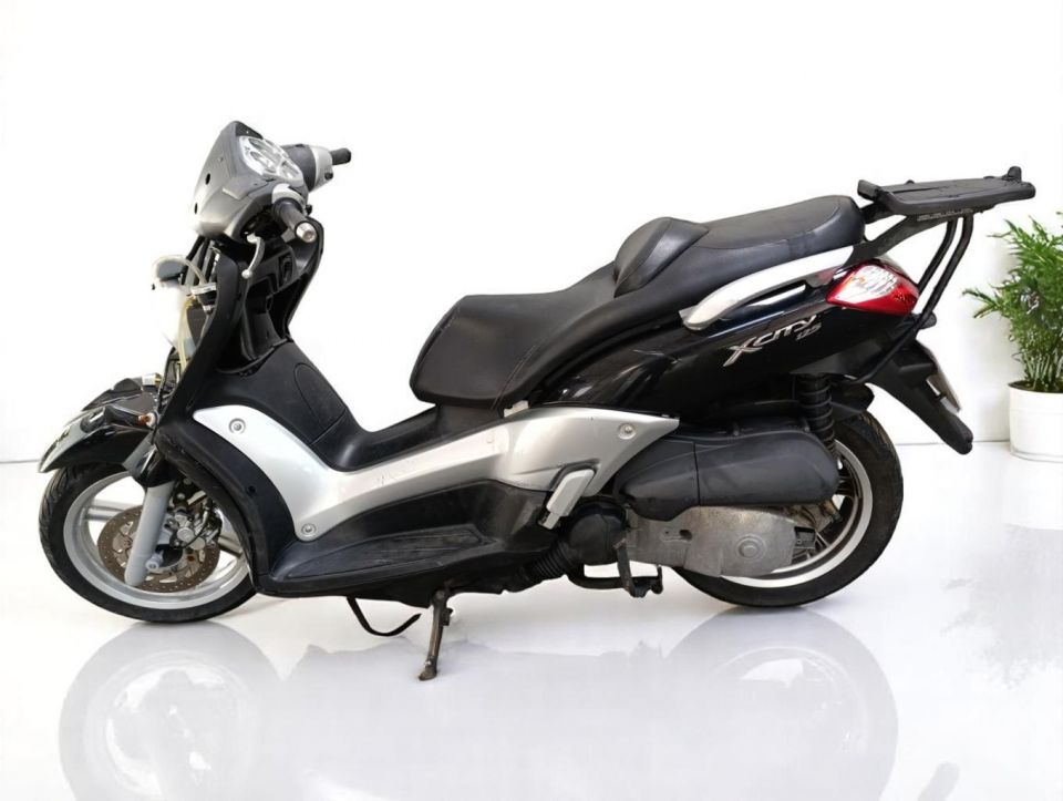 YAMAHA X-CITY 125 4