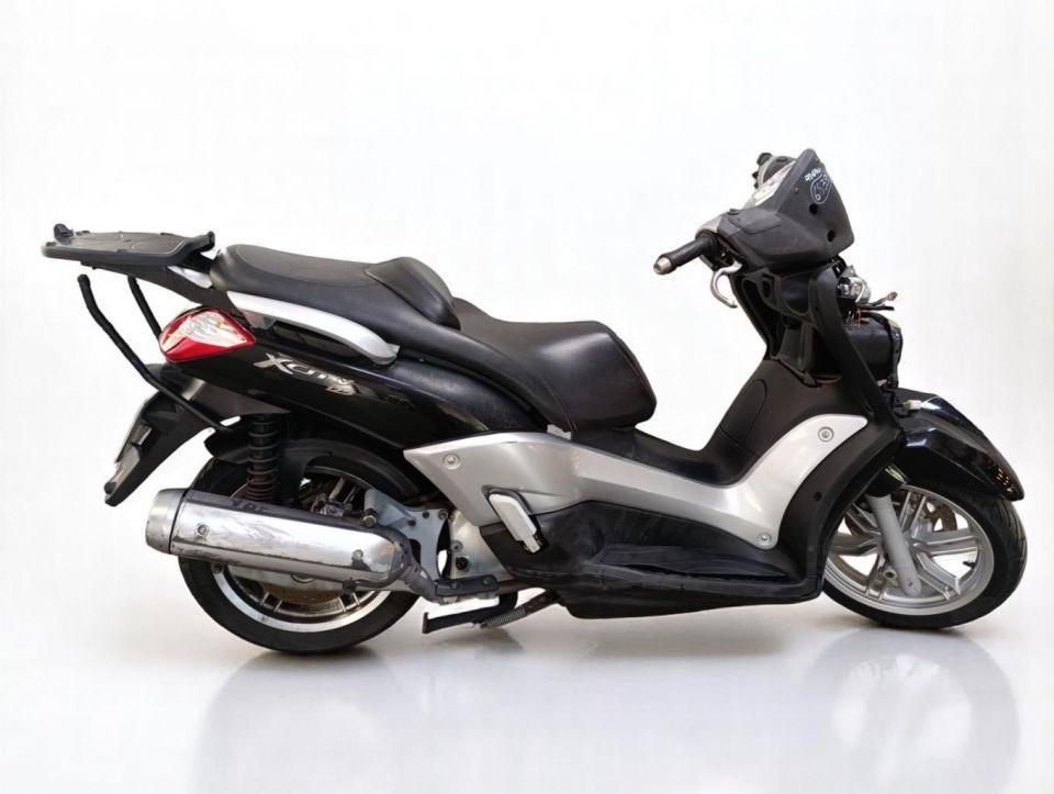 YAMAHA X-CITY 125 4