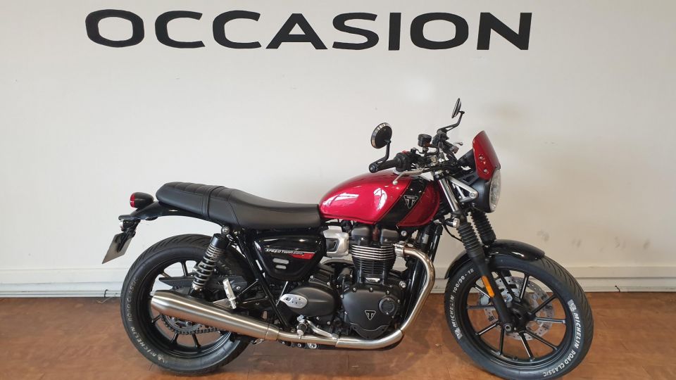 TRIUMPH SPEED TWIN 900 4