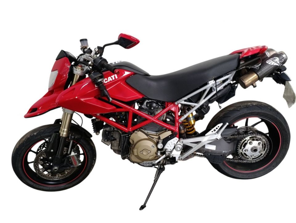 DUCATI HYPERMOTARD 4