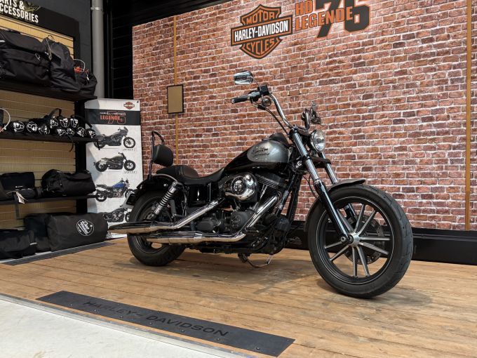 HARLEY-DAVIDSON DYNA STREET BOB 1690 4