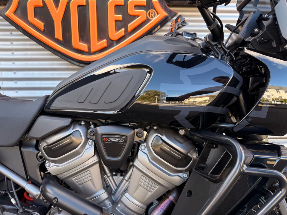 HARLEY-DAVIDSON ADVENTURE PAN AMERICA 1250 SPECIAL 4