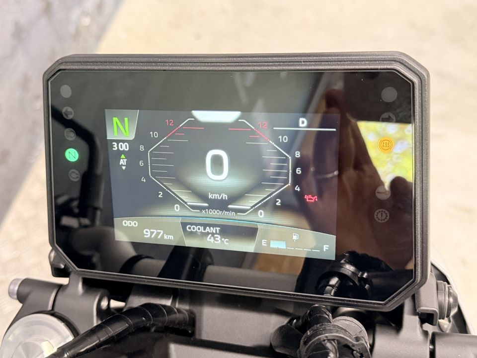 YAMAHA MT-07 Y-AMT 4