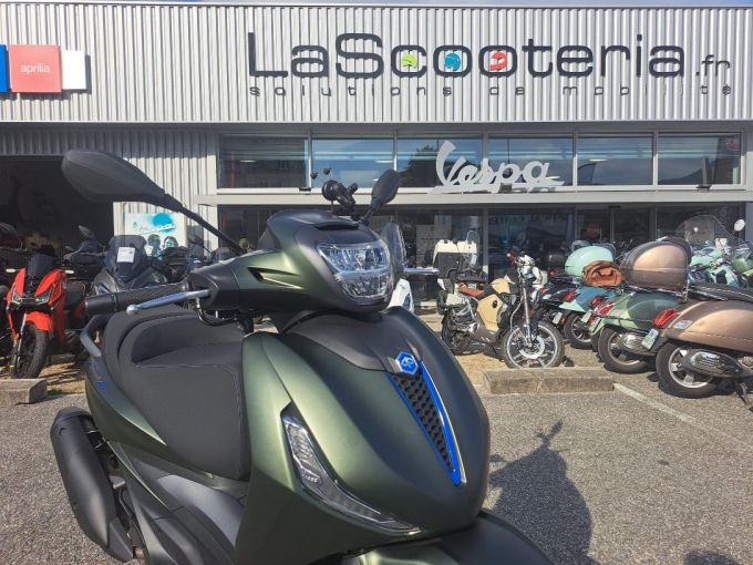PIAGGIO BEVERLY 310 4