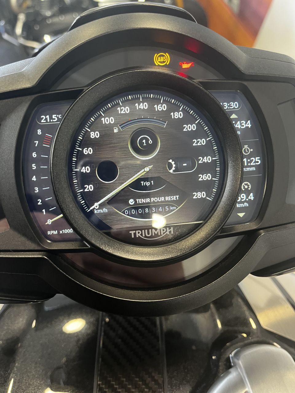 TRIUMPH ROCKET 3 TFC 4