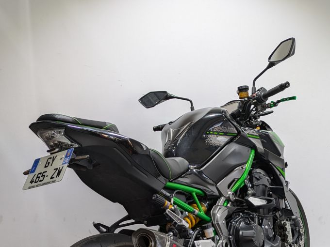 KAWASAKI Z900 SE 4