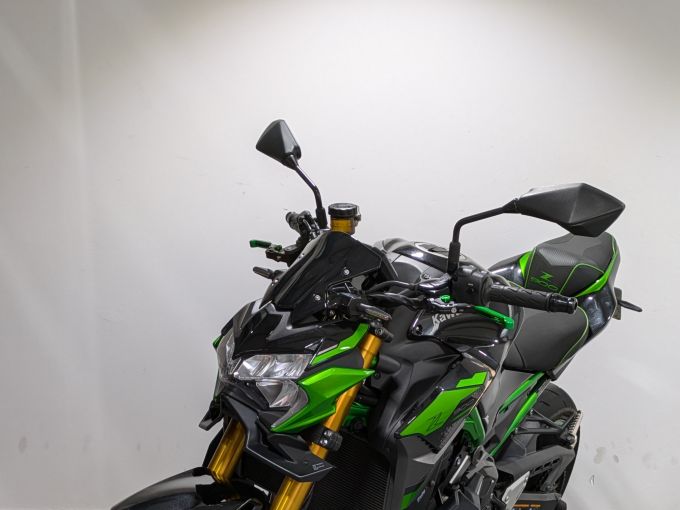 KAWASAKI Z900 SE 4