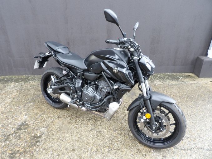 YAMAHA MT-07 (47.5CV) 4