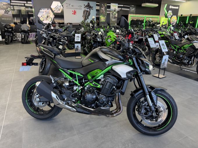 KAWASAKI Z 900 4