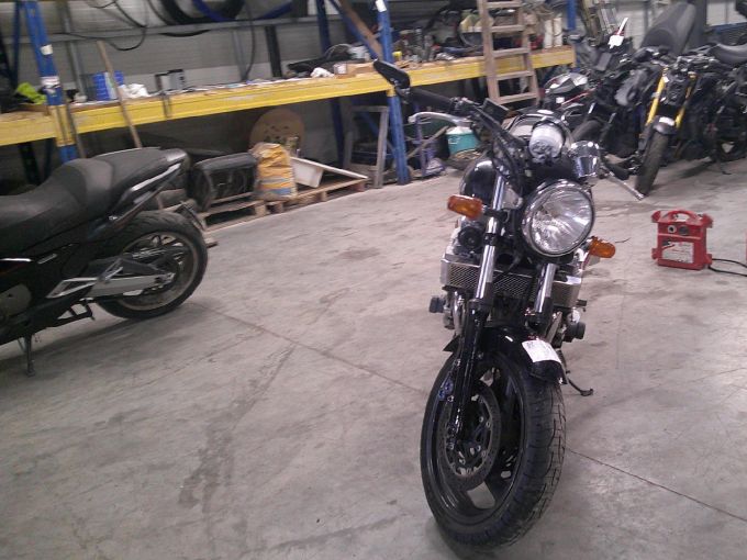 YAMAHA XJR 1300 4