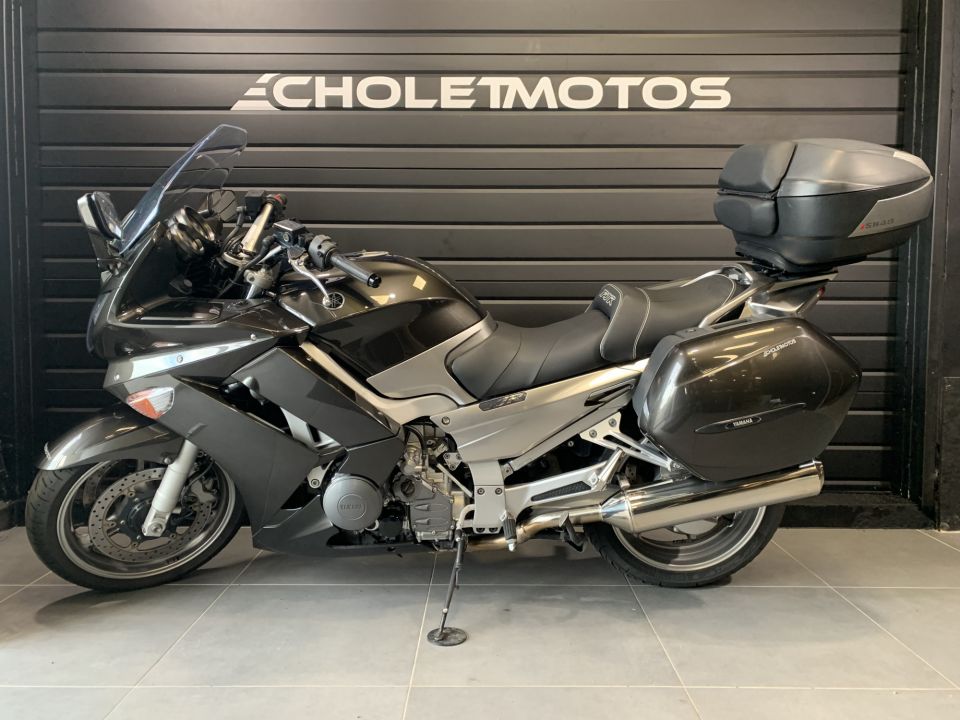 YAMAHA FJR 1300A 4