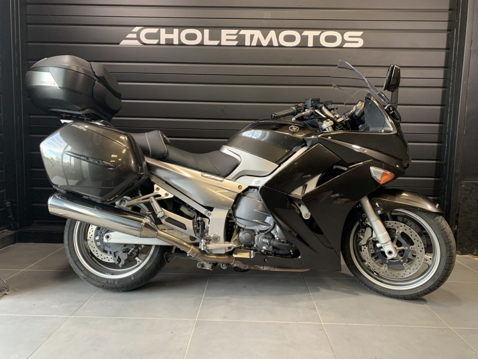 YAMAHA FJR 1300A 4