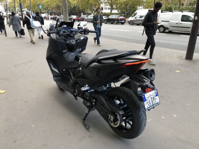 YAMAHA XP T-MAX 560 TECH MAX 4