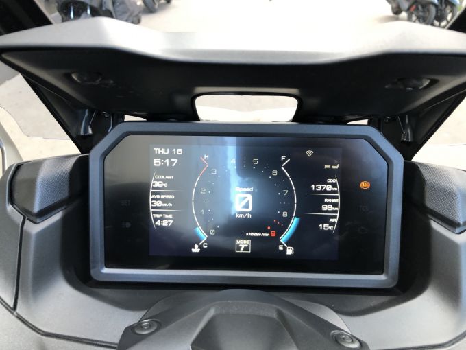 YAMAHA XP T-MAX 560 TECH MAX 4