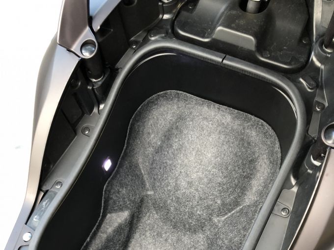 YAMAHA XP T-MAX 560 TECH MAX 4