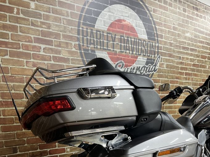 HARLEY-DAVIDSON TOURING ROAD GLIDE 1690 ULTRA 4
