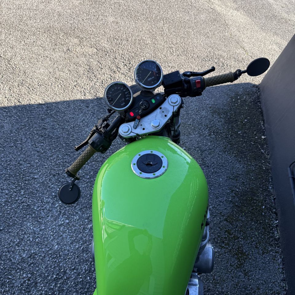 KAWASAKI ZEPHYR 4