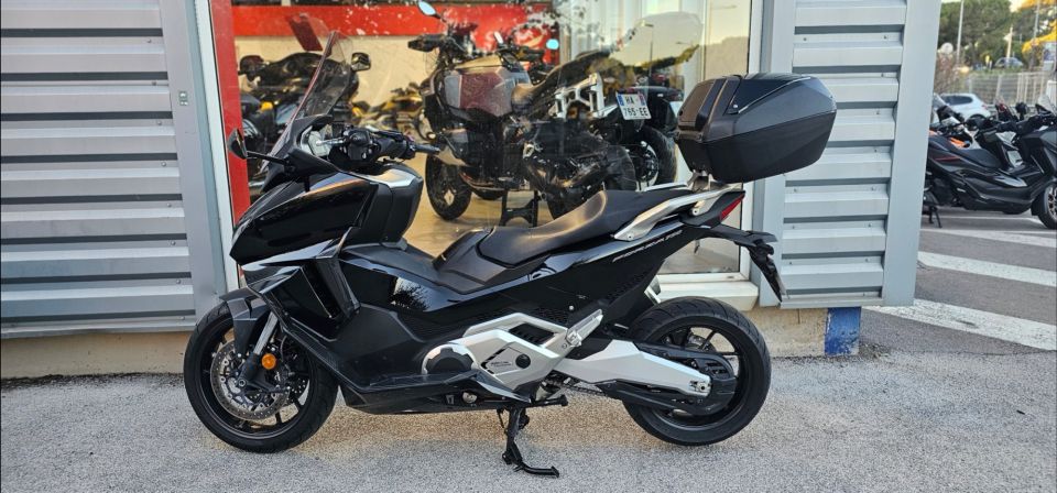 HONDA NSS FORZA 750 4