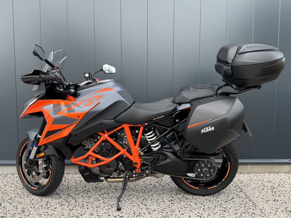 KTM KTM 1290 SUPER DUKE GT 2022 4