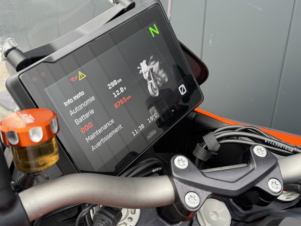 KTM KTM 1290 SUPER DUKE GT 2022 4