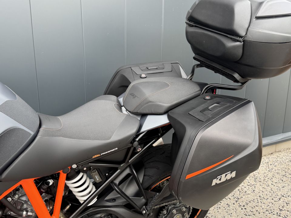 KTM KTM 1290 SUPER DUKE GT 2022 4