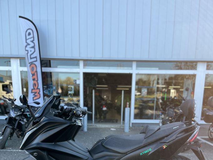 KYMCO AK 550 4