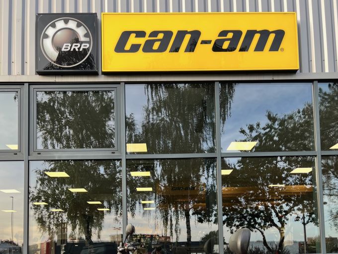 CAN-AM 400 MAX EFI 4