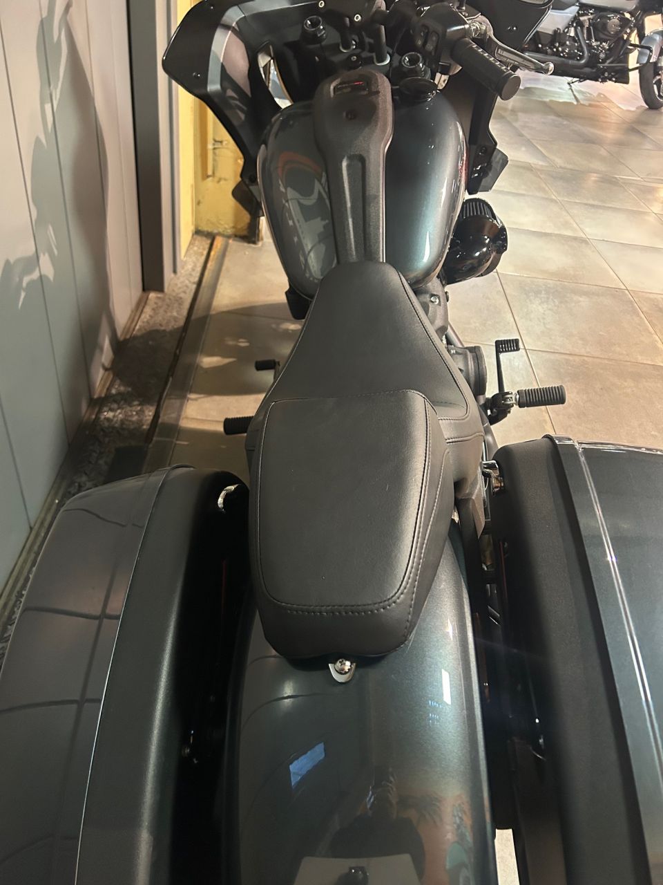 HARLEY-DAVIDSON SOFTAIL LOW RIDER 1923 ST 4