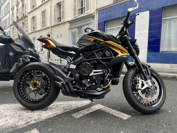 MV AGUSTA BRUTALE 800 RR 4