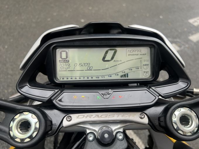 MV AGUSTA BRUTALE 800 RR 4