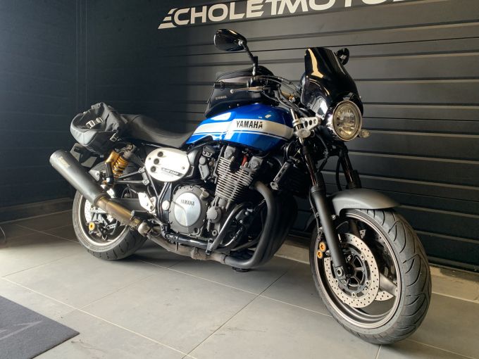 YAMAHA XJR 1300 4