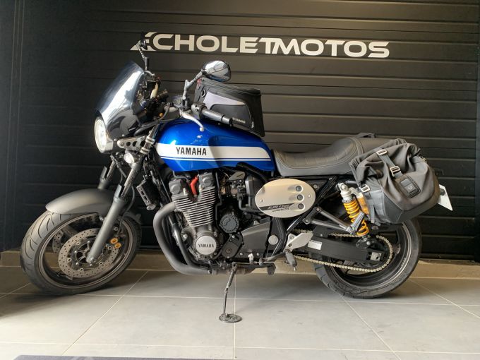 YAMAHA XJR 1300 4