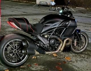 DUCATI Diavel 1200 - 2016