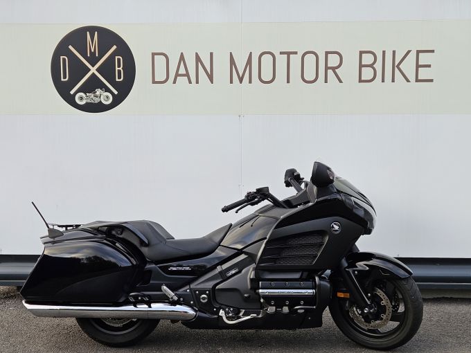 HONDA GOLDWING 1800 BAGGER 4