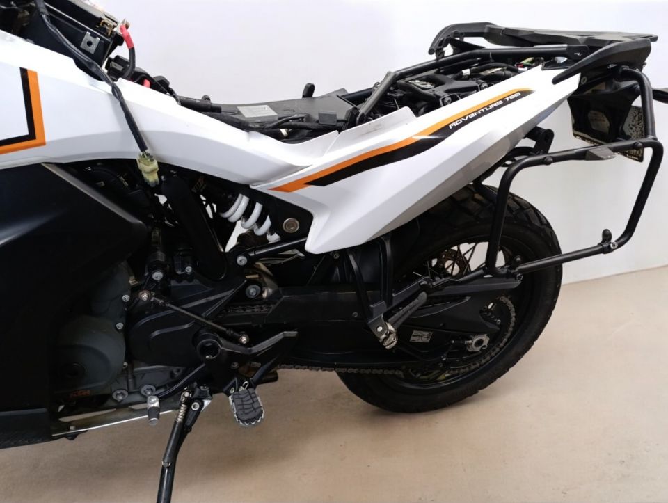 KTM 790 ADVENTURE 4