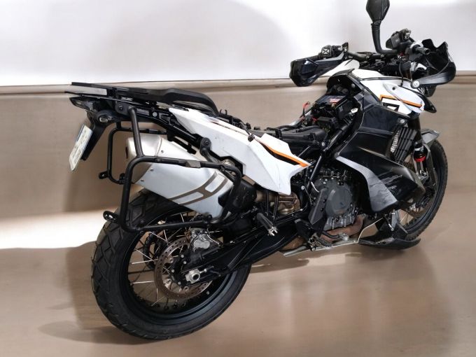 KTM 790 ADVENTURE 4