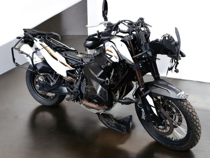 KTM 790 ADVENTURE 4